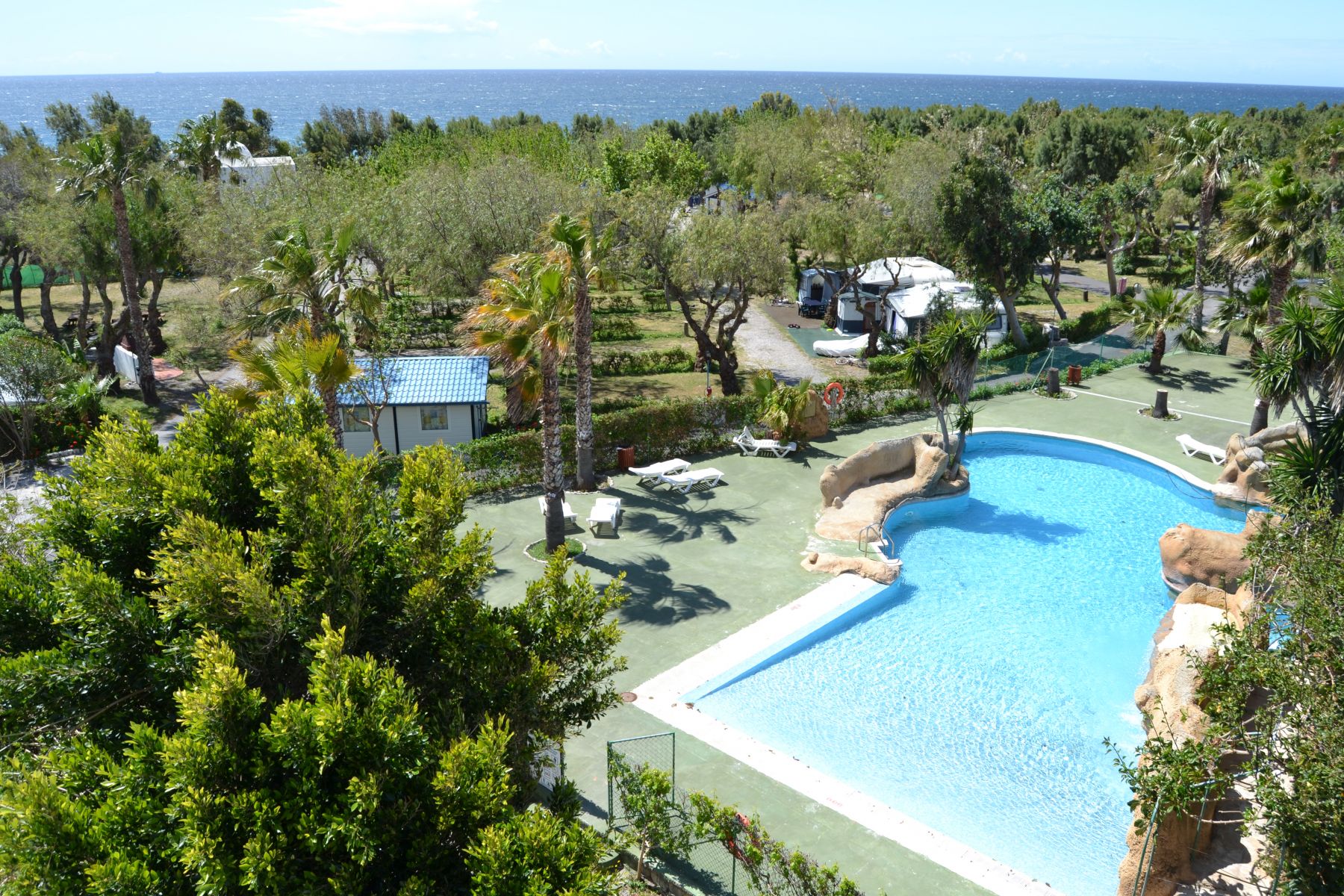 berwintern Camping Castillo de Baos